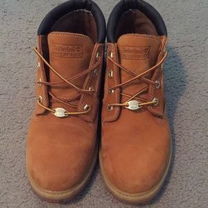 Timberland Nellie Women's Waterproof Lace Up Chukk